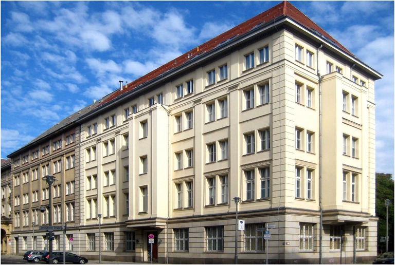 Weierstraß-Institut für Angewandte Analysis und Stochastik (WIAS)