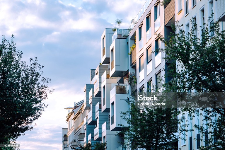 Wohnungsbauten/Wohnheime
